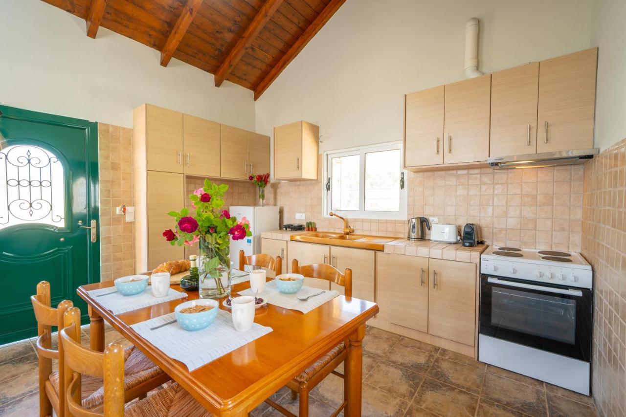 Stone Villa Eriphyle ,Private Witn Sunset View 费斯卡尔德宏 外观 照片